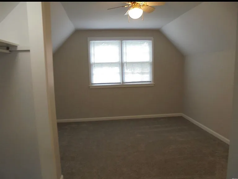 2704 S Macedonia Ave — Photo 17