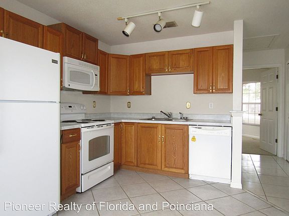 3rd image of 445 Flamingo Ct