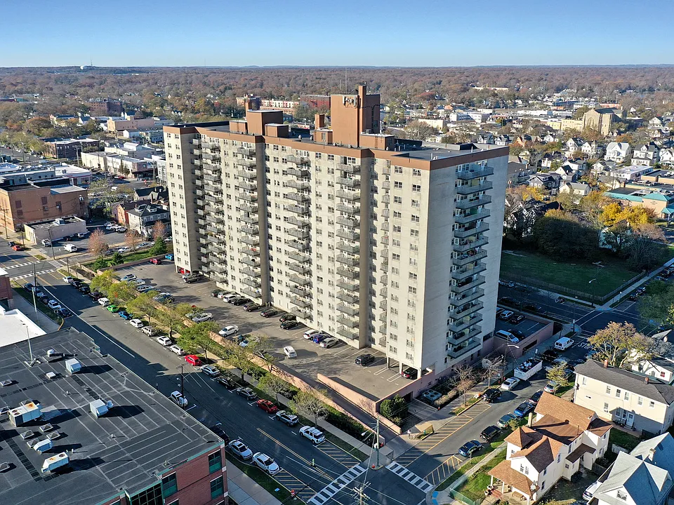 Munroe Towers