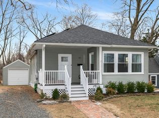 91 Locust Ave, Red Bank, NJ 07701