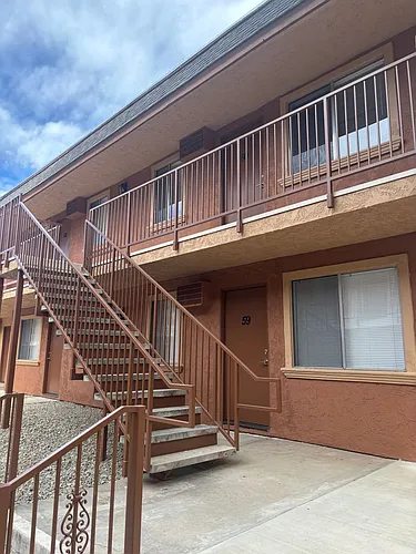 Parkhill Apts Photo 1