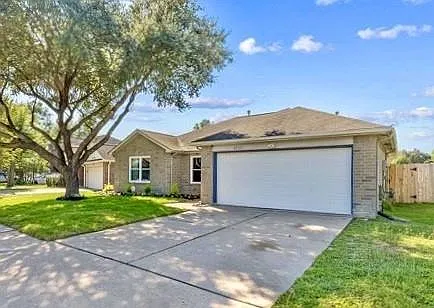 3 bed, 2.0 bath, 1314 sqft, $1,800 — Photo 3