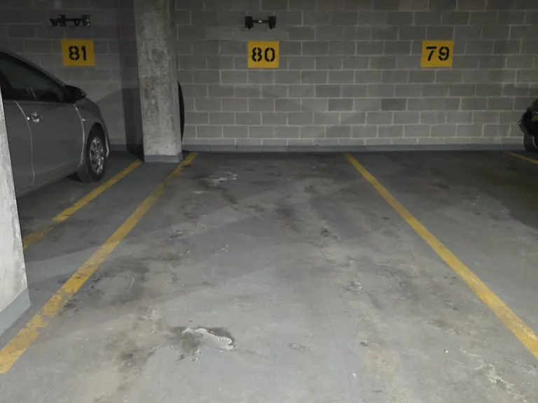 4350 N Broadway St — Photo 16