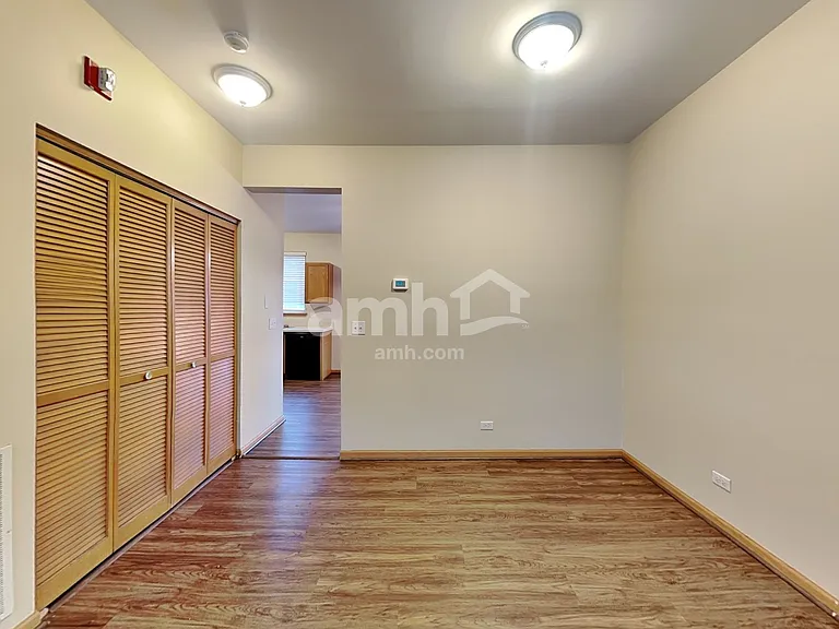 11S524 Rachael Ct — Photo 6