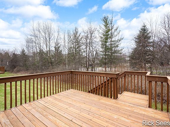 4th image of 53 Aspen Ln NE #66