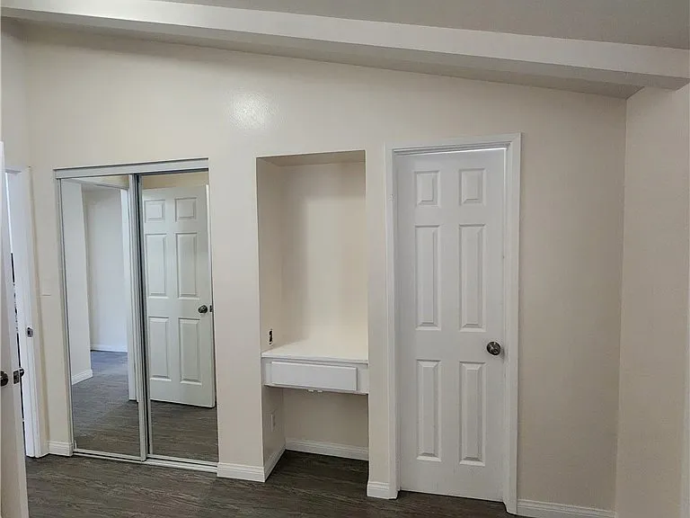 20340 Sherman Way — Photo 23