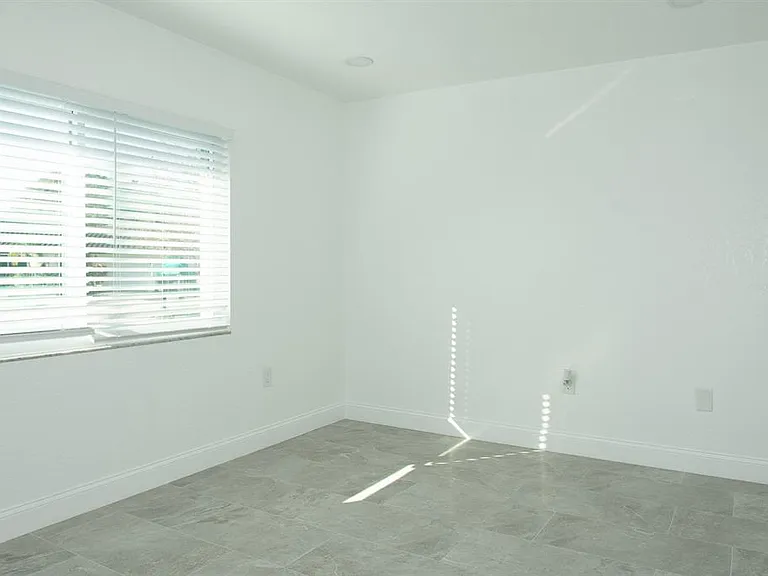11889 93rd Ave — Photo 10