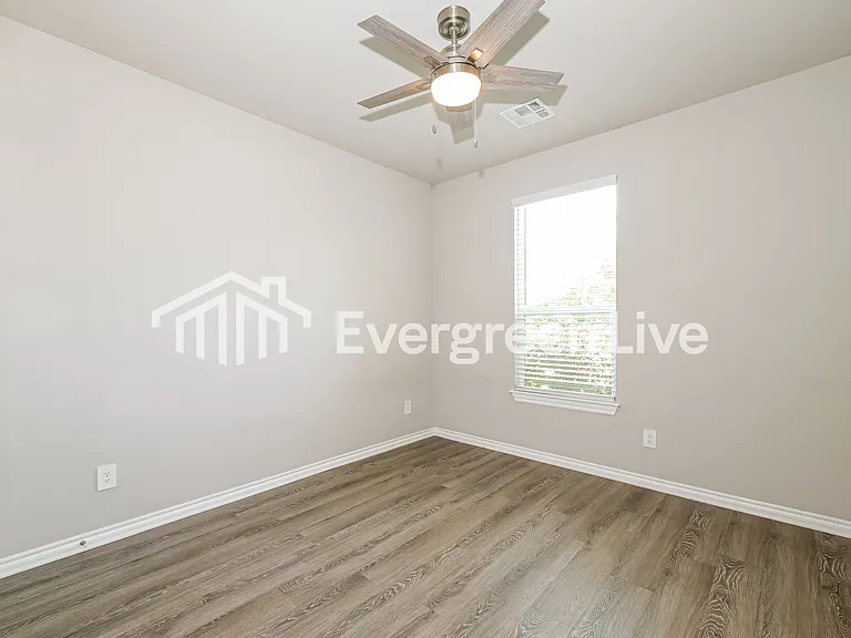 10617 SW 20th St — Photo 12