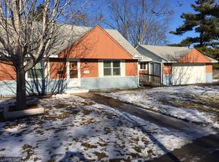 8224 Cedar Lake Rd S, Minneapolis, MN 55426