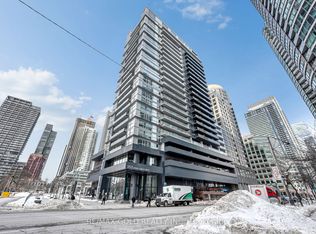 352 Front St W #710, Toronto, ON M5V0K3