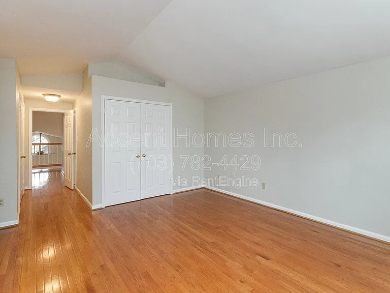 7579 Cross Gate Ln — Photo 19