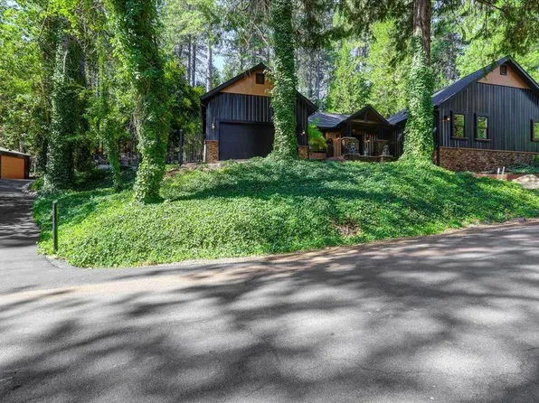 10763 Footwall Dr, Grass Valley, CA 95945