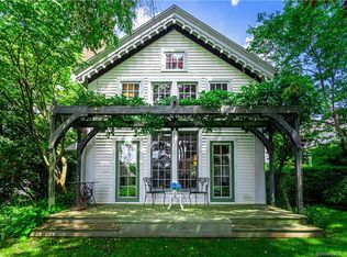 62 Pearl St, Groton, CT 06340