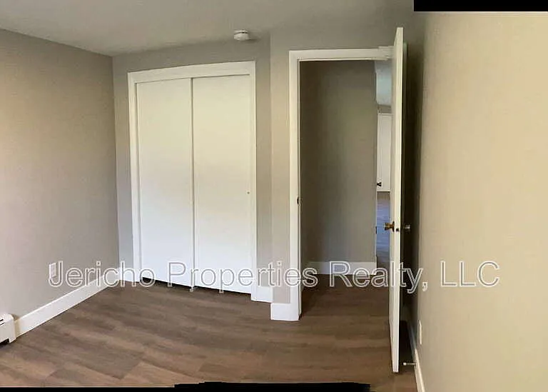 633 Oak St #5 — Photo 12