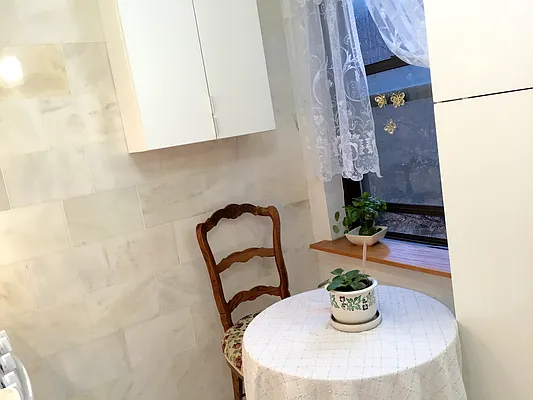 Sold by RE MAX Team | media 16