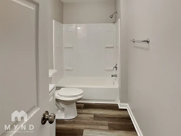 729 Chandler Ave — Photo 14