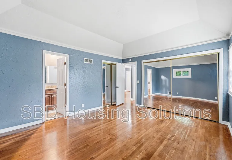 12812 Bristol Ave — Photo 5