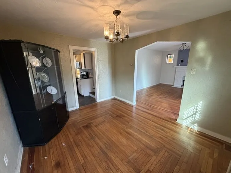 222 Wainwright Ave — Photo 9