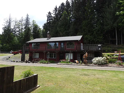 243096 Highway 101 Photo 1