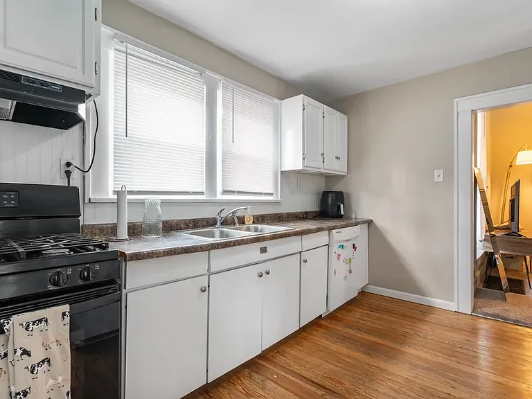 508 N Pauline Ave — Photo 6