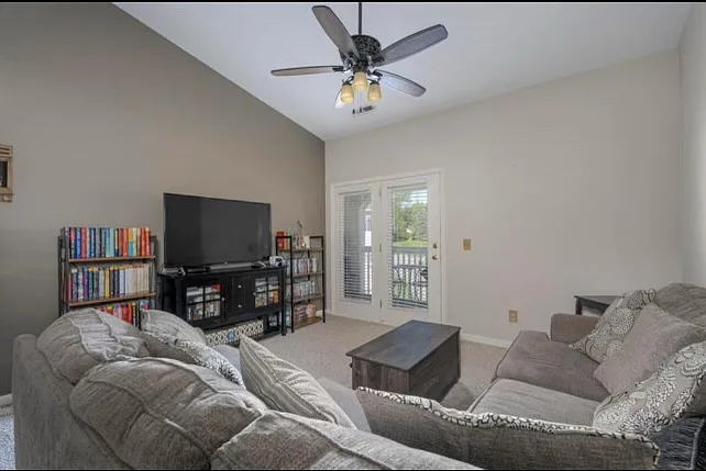 10136 Carnation Ct #10 — Photo 8