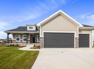 17463 W 163rd Pl, Olathe, KS 66062