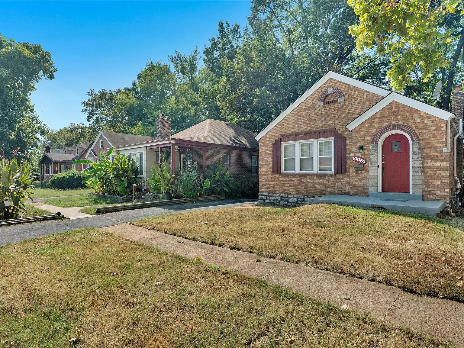 2 bed, 1.5 bath, 984 sqft, $1,225 — Photo 3