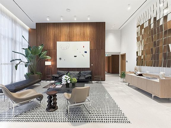 4th image of 1400 Biscayne Blvd #2902