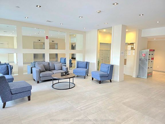 2nd image of 4040 Upper Middle Rd #401