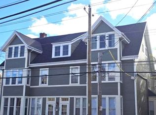 202 Euston St, Charlottetown, PE C1A1W8