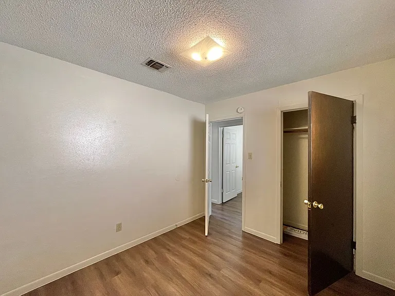 624 Sunset Ln — Photo 28