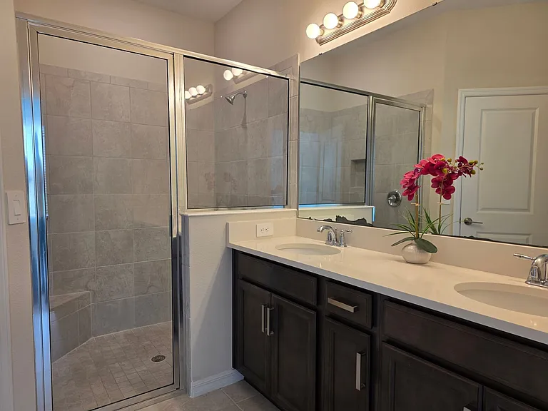2865 High Pointe St — Photo 20