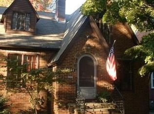 3541 Radcliff Rd, Cleveland Heights, OH 44121