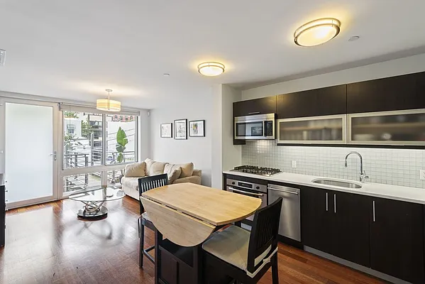 Rented by Compass | media 13