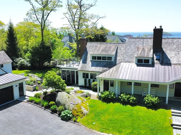 27 Harbor St, Manchester, MA 01944