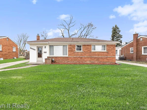 35283 Leon St, Livonia, MI 48150
