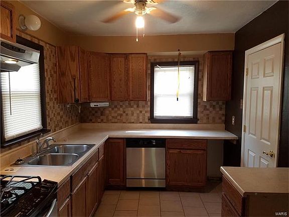 5th image of 622 Tiffin Ave