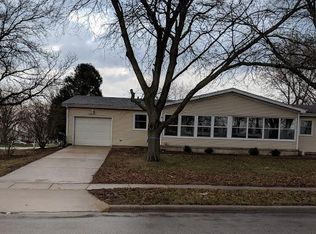 1510 Pine St, Sycamore, IL 60178