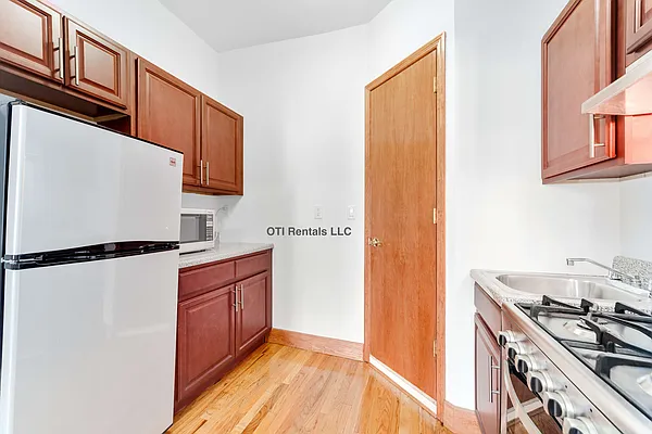 Rented by OTI Rentals LLC | media 4