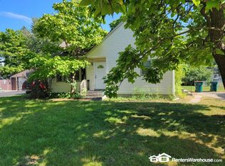 9053 Polk St NE, Blaine, MN 55434