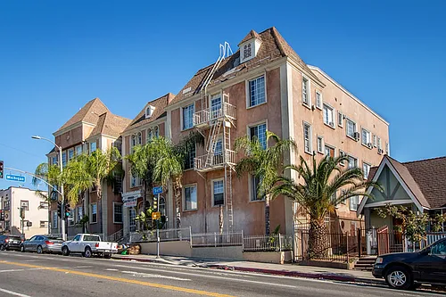 Soto Rose Apartments Photo 1
