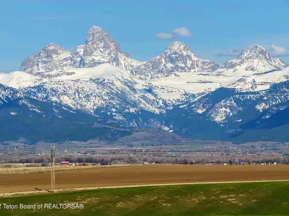 8000 W 5800 N, Tetonia, ID 83452