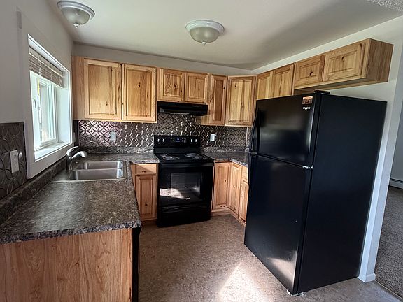 2nd image of 2024 Villard Ave APT 3