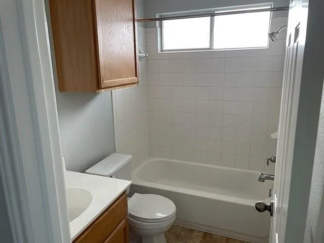 3776 Castle Rock Dr — Photo 11