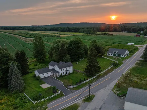 208 Silver Lake Road, Hollis, NH 03049