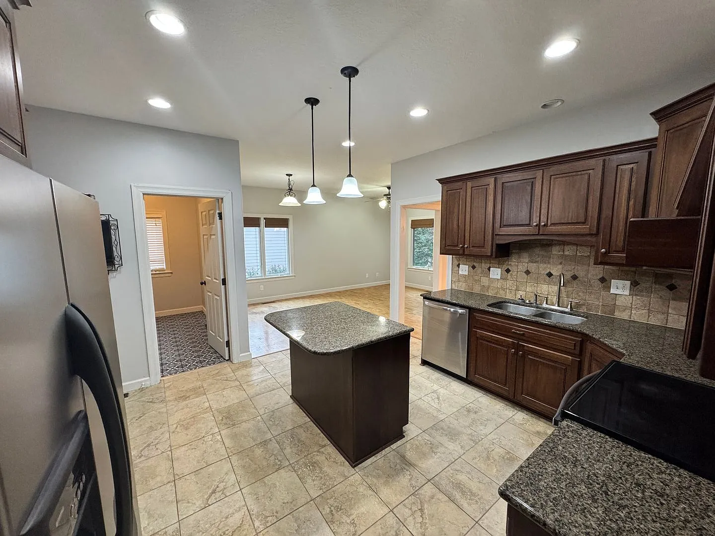 Spacious East Side Living with Style, Comfort & Community Perks! — Photo 4