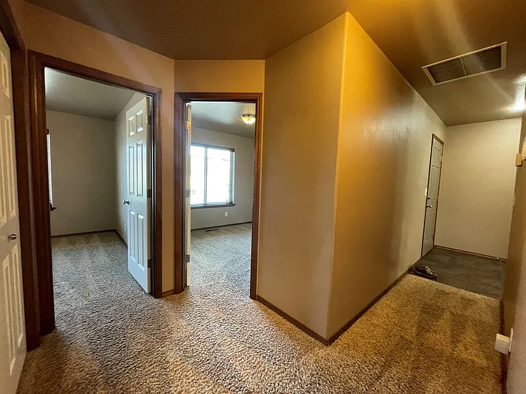 907 Fawn Cir — Photo 8