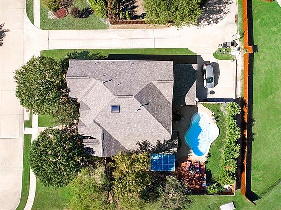 4th image of 802 Cascades Dr