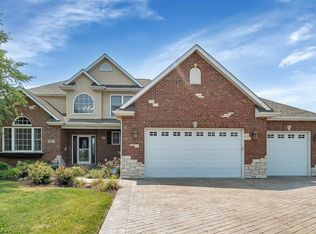 322 W Frontier Dr, Minooka, IL 60447