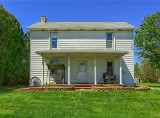 2553 Harlansburg Rd, New Castle, PA 16101